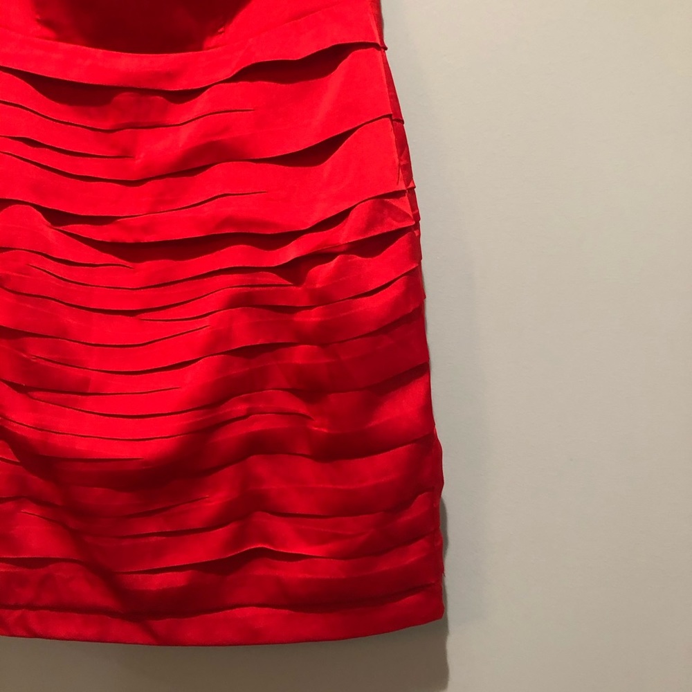 Express Ruffled Strapless Dress - Picture 4 of 7